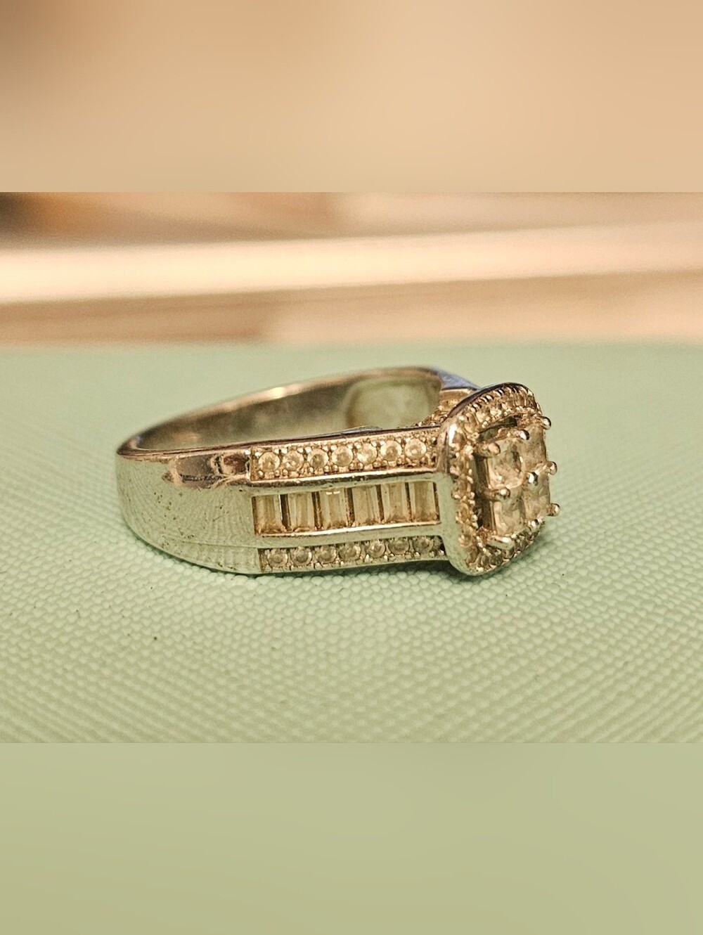 925 Sterling Silver Halo Ring with CZ SZ 6